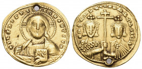 Constantine VII Porphyrogenitus, with Romanus II, 913-959. Solidus (Gold, 21 mm, 4.14 g, 6 h), Constantinople, 950-955. +IhS XPS REX REႺ NANTIႷM Facin...