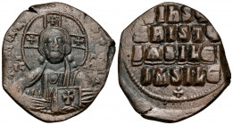 Anonymous, time of Basil II & Constantine VIII, circa 970-1025. Follis (Bronze, 29 mm, 8.40 g, 6 h), Class A2, Constantinople. +EMMANOVHΛ / IC - XC Bu...
