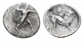 CYPRUS. Kition. Melekiathon (Circa 392/1-362 BC). Obol.
Obv: Herakles advancing right, wearing lion skin, holding bow and brandishing club.
Rev: Lio...