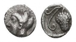 Greek AR Silver Obol, Ca. 350-300 BC..

Weight: 0,88 gr
Diameter:6 mm