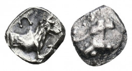 Greek AR Silver Obol, Ca. 350-300 BC..

Weight: 0,52 gr
Diameter: 7 mm