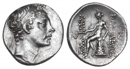 SELEUKID EMPIRE. Posthumous Issues of Antiochos IV. 146/5 BC. AR Drachm.

Weight: 4,19 gr
Diameter18: mm