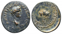 GALATIA, Ancyra. Domitian. As Caesar, AD 69-81. Æ. Laureate head right / Three grain ears in bundle. RPC II 1623. .

Weight: 4,79 gr
Diameter:23,1 ...