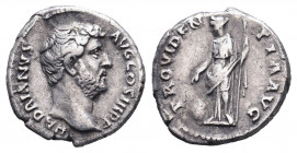 Hadrianus (117-138 AD). AR Denarius.

Weight:2,89 gr
Diameter:17 mm