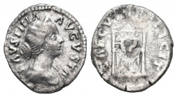 Faustina Junior (Augusta, AD 147-175/6). AR denarius .

Weight:2,90 gr
Diameter:18 mm