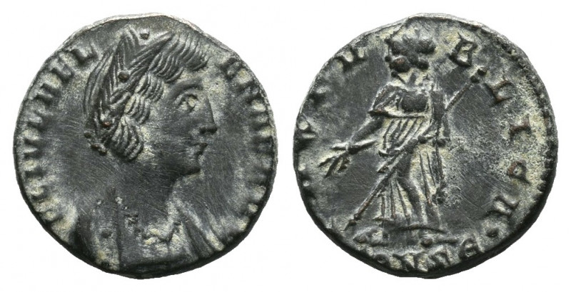 Helena (324-329 AD). AE Follis .

Weight: 1,68 gr
Diameter: 14 mm