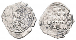 Michael VII. Dukas, 1071-1078 AR-2/3 Miliarision Konstantinopolis.

Weight:1,26 gr
Diameter:20 mm
