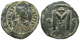 Anastasius I. 491-518. AE follis .

Weight:19,36 gr
Diameter:35 mm