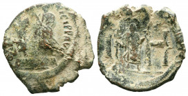 Justin II, 565-578. AE 8 Pentanummis (= Follis).herson. .EP-CONOC. Emperor and Empress Sophia, both nimbate, stg. facing on dais, holding gl. cr. and ...