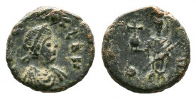 Roman imperial Vandal Mint , Reverse Letters,.

Weight: 1,13 gr
Diameter: 11 mm