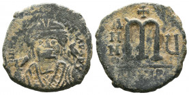 Mauricius Tiberius (582-602 AD). AE Follis.

Weight:12,19 gr
Diameter: 28 mm