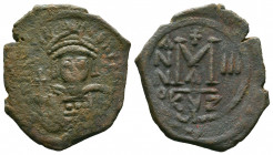 Mauricius Tiberius (582-602 AD). AE Follis.

Weight:10,27 gr
Diameter:31 mm