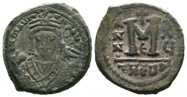 Mauricius Tiberius (582-602 AD). AE Follis.

Weight: 11,73 gr
Diameter: 27 mm
