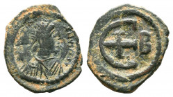 Justinian I (A.D. 527-565), AE Nummi,.

Weight:2,13 gr
Diameter: 16 mm