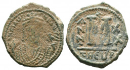 Mauricius Tiberius (582-602 AD). AE Follis.

Weight: 10,40 gr
Diameter:27 mm