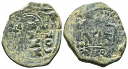 BYZANTINE EMPIRE. 9th - 11th Century. AE. Overstrike Follis..

Weight: 10,96 gr
Diameter: 29 mm