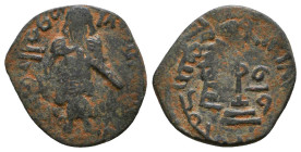 Arab-Byzantine, Umayyad Caliphate Æ Fals..

Weight: 2.2 gr
Diameter: 19 mm