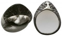 Roman Archers Silver Ring , Circa 1st - 2nd Century AD.

Weight: 1.5 gr
Diameter: 21 mm
