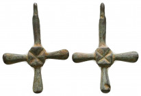 Byzantine Bronze Cross Pendant , Circa 6th - 9th century AD.

Weight: 4.4 gr
Diameter: 35 mm