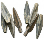 Lot of 4 Ancient Bronze Arrow Heads. Ae

Weight: lot gr
Diameter: mm
