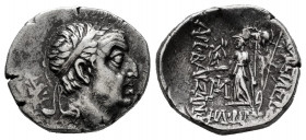 Cappadocian Kingdom. Ariobarzanes I Philoromaios. Drachm. 96-63 BC. Uncertain mint. (Cf. Simonetta-43). (Hgc-7, 846). Anv.: Head of Ariobarzanes I rig...