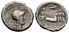 Manlius. L. Manlius Torquatus. Denarius. 82 BC. (Ffc-839). (Craw-367/5). (Cal-924). Anv.: Head of Roma right, L. MANLI., before PRO. Q.. behind. Rev.:...