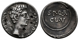 Augustus. Fourée Denarius. 19-18 BC. Caesar Augusta (Zaragoza). (Ffc-217). (Ric-42a). (Cal-721). Anv.: CAESAR AVGVSTVS bare head of Augustus right. Re...