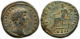 Lucius Verus. Dupondio. 163 AD. Rome. (Spink-Unlisted). (Ric-1341). Rev.: FORT RED TR POT III SC / COS II. Fortuna seated on throne on left with rudde...