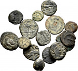 Lot of 15 copper coins of small modules, mostly from the Late Roman Empire. TO EXAMINE. Choice F/Almost VF. Est...75,00. 

Spanish Description: Lote...