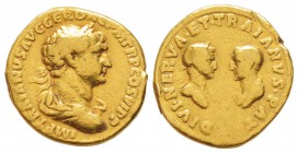 pour Traianus Pater et Nerva
Aureus, Rome, 112-117, AU 6.85 g.
Avers : IMP TRAIANVS AVG GER DAC P M TR P COS VI P P Buste lauré, drapé et cuirassé d...