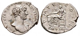 Hadrianus 117-138
Denarius, Rome, 119-122, AG 3.36 g.
Avers : IMP CAESAR TRAIAN HADRIANVS AVG Buste lauré et drapé d'Hadrien à droite.
Revers : P M...