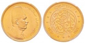 Egypte, Fouad Ier (1341-1355 AH) 1922-1936
100 Piastres, 1340 (1922), AU 8.5 g. 
Ref : Fr.27, KM#341 
Conservation : PCGS MS63+ or rouge