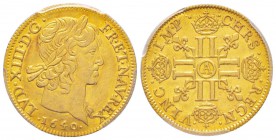 Louis XIII 1610-1643
Louis d'or, Paris, 1640 A, mèche courte, AU 6.75 g. 
Avers : LVD XIII D G  FR ET NAV REX  Tête laurée de Louis XIII à droite, m...