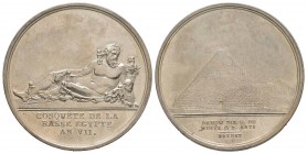 France, Directoire 1795-1799
Médaille, Conquête de la Basse-Égypte, par Brenet, AN VII (1798), AG 15.27 g. 34 mm 
Avers : CONQUÊTE DE LA / BASSE ÉGY...