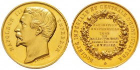 France, Second Empire 1852-1870 
Médaille Napoléon III, 1855, signature Longueil, AU 83.92 g. 45 mm poinçon OR
Avers : NAPOLEON III EMPEREUR. 
Reve...
