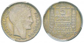IIIe République, Essai de 5 Francs Turin, Paris, 1933, AG 6 g. 
Ref :  Taill.140.10, Maz.2570b (R2)
Conservation : PCGS SP64. Essai dans un cartouch...