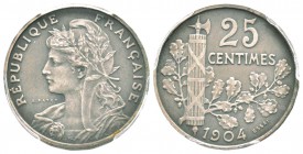 IIIème République, Essai de 25 centimes Patey, Paris, 1904, Vieil Argent 7.07 g. 
Ref : Taill. 62.8, Maz.2135c var.
Conservation : PCGS SP65. Rariss...