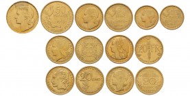 Quatrième République, Coffret concours de 1950, contenant  3 Essais de 50, 20 et 10 Francs adoptés par Guiraud et 4 Essais de 20 Francs par Guzman, Mo...