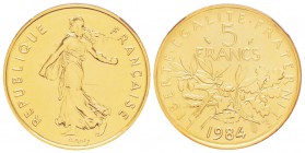 Cinquième République, Piéfort en or de 5 Francs Semeuse, 1984, AU  38.9 g.  920‰                          
Ref : Taill.154.P3
Conservation : NGC Pro...