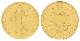 Cinquième République, Piéfort en or de 1/2 Franc Semeuse, 1984, AU  18.5 g.  920‰                          
Ref : Taill.91.P3     
Conservation : NG...