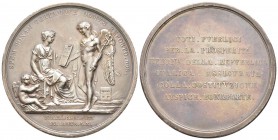 Royaume d'Italie 1805-1814  
Médaille, Constitution de la "Repubblica Italica" à Lyon, 1802, par Manfredini, AG 58 g. 54 mm
Avers : SPEM BONAM CERTA...