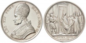 Leo XII 1823-1829
Médaille, 1825, par Girometti, AG 31.6 g. 44mm
Avers : LEO XII PON MAX ANNO II 
Revers : IANVAS COELI APERVIT
Ref : Bartolotti E...