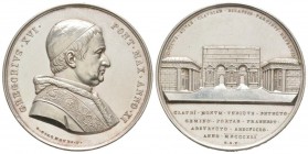 Gregorius XVI 1831-1846
Médaille Restauration de l'aqueduc de Claude,1841, par Girometti, AG 32.6 g. 44 mm
Avers : GREGORIVS XVI PONT MAX ANNO XI
R...