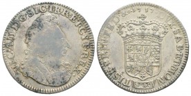 Vittorio Amedeo II - Roi de Sicile 1713-1720
2 lire, IIe type, Torino, 1717, AG 12.04 g.
Avers : VIC AM D G SIC IER ET CYP REX buste cuirassé à dro...