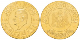 Syrie
5 Pounds, AH 1398 (1978), AU 40 g. 900‰
Ref : UWC X#2
Conservation : FDC
Quantité : 5000 ex. Rare