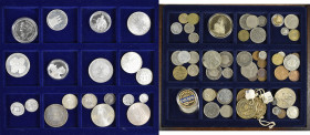 Alle Welt: Zwei Holzkassetten mit diversen Münzen, bisschen Urlaubsgeld, auch Silbermünzen sowie zwei Antoniniane dabei.
 [differenzbesteuert]