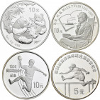 China - Volksrepublik: Kleines Lot 8 Silbermünzen, dabei Sportmotive (6), Mark Twain 1991 und Panda 2006. Überwiegend polierte Platte.
 [differenzbes...