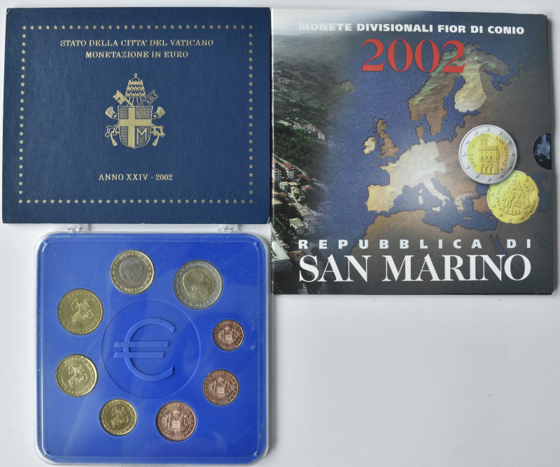 Euromünzen: Kleinstaaten Lot: 3 x Kursmünzensatz (KMS) aus Vatikan 2002, San Mar...