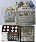 Nachlässe: Eine Sammlung diverser Münzen, Medaillen und Banknoten. Bei den Münzen und Medaillen auch einige aus Silber dabei.
 [differenzbesteuert]...
