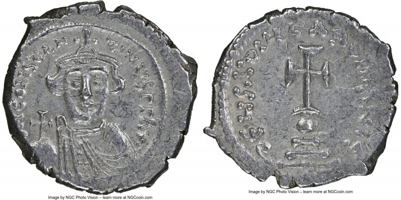 Constans II Pogonatus (AD 641-668). AR hexagram (22mm, 5h). NGC XF, scratch. Con...